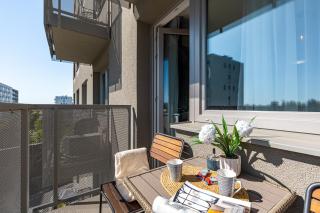 BNB Apartment near BTS Airport - 4