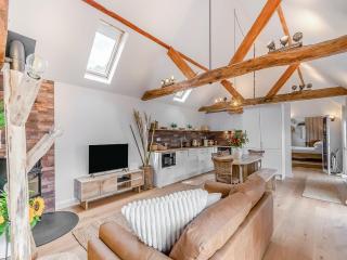 Weston Cottage - Uk50016 - Send - 8