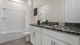Luxury Orlando Getaway with Resort Perks - Kissimmee - 6