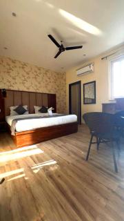 Aries Inn - 5