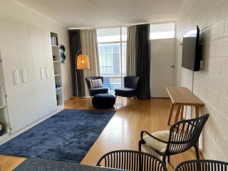 Brighton Beachfront Esplanade Studio Apartment - Brighton - 1