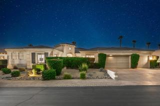Wilder Out West: Luxury Pickleball, Mini Golf, & Game Room!! - Indio - 7