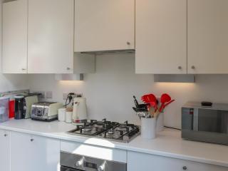 Crescent Cottage - Newtown - 5