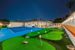 Wilder Out West: Luxury Pickleball, Mini Golf, & Game Room!! - Indio - 6