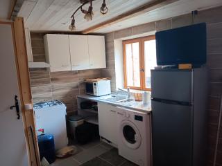 Appartement avec terrasse sur rue piétonne - Saint-André-de-Rosans - 0