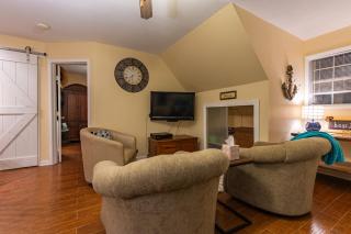 Red Bird Cabin Studio Retreat - Kingsland - 6