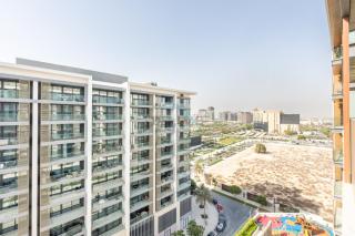 Community View Studio, Just a Stone's Throw from Park and Minutes Away from Dubai Hills Mall, The Grove, Dubai Hills by Deluxe Holiday Homes - 4