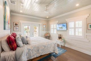 Palm Breeze - Ocean Views, Golf Cart, Game Room! - 6
