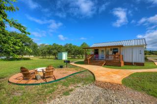 Luxurious & Intimate Cottage in Fred Wine Country! - Fredericksburg - 8