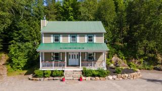 Lake and Pool Table - Au Pied du Lac - Labelle - 0