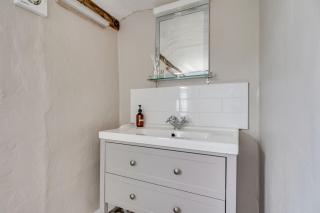 Winter Cottage, Clare - 3