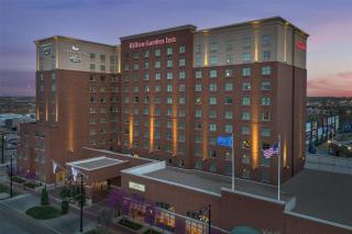 Hilton Garden Inn Oklahoma City/Bricktown - 9