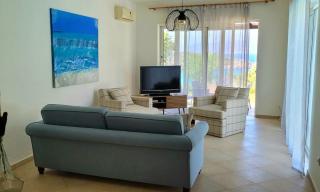 Spacious villa with private pool and sea view, just 150 meters from the sea - Istron - 5