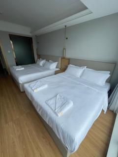 Billions Hotel - Sihanoukville - 7
