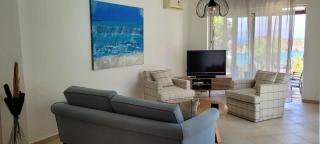 Spacious villa with private pool and sea view, just 150 meters from the sea - Istron - 4