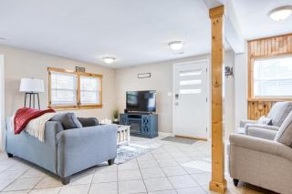 New River 3BR - Fishing, Hot Tub and VT Game Weekends - 9