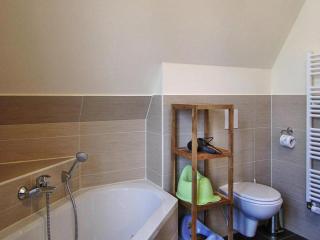 Holiday House Nightingale, Glowe - Glowe - 4