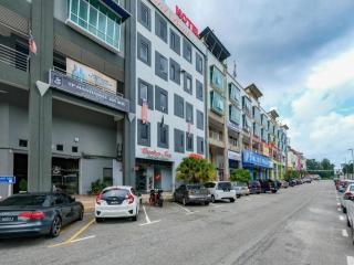 OYO 89492 Carlton Inn Bukit Ubi - 4