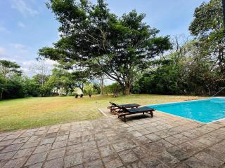 Gaia Lake Kandalama by Tequila Holidays - Dambulla - 9