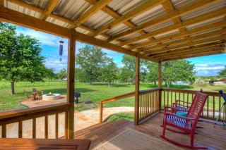 Luxurious & Intimate Cottage in Fred Wine Country! - Fredericksburg - 6