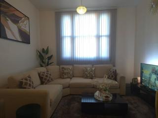 Glams unique one bedroom apartment - Moffat - 1