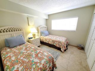 Pelican Inlet A206 - 9