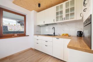 Piękny Górski Apartament z Widokiem i Parkingiem by Noclegi Renters - Zakopane - 7