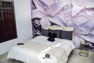 TP Guesthouse - - 8