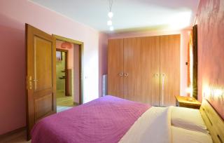 2 Bedroom Stunning Apartment In Solferino - Solferino - 0