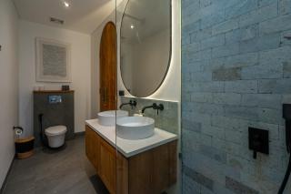 MandeVilla - Uluwatu by Yolla Hospitality - 3
