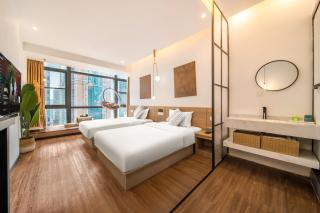 Huayi Boutique Hotel (Chongqing Jiefangbei Pedestrian Street Branch) - Chongqing - 9