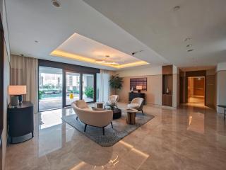 Stylish 1BR in Act One, Downtown Near Burj Khalifa - 2