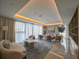 Stylish 1BR in Act One, Downtown Near Burj Khalifa - 1