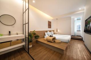 Huayi Boutique Hotel (Chongqing Jiefangbei Pedestrian Street Branch) - Chongqing - 5