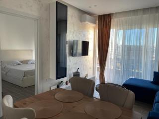 Franci's Sea View Apartment - Saranda - 0