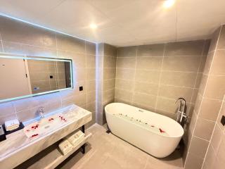 Rama9 No1 Hotel - 7