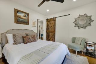 Southern Charm - Near Main With Hot Tub - Fredericksburg - 1