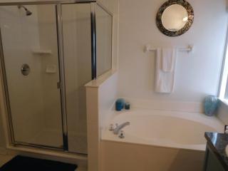 Spacious 6-Bedroom Home in Hampton Lakes – Perfect for Family Getaways! - 5