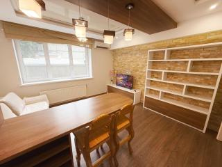 Central Chișinău Apartment - 2 Minutes from Main Square - Chişinău - 9