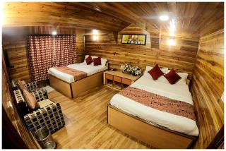 DARJEELING HOTEL BROADWAY ANNECY #Restaurant #Free Wi-fi #Room Service & Prime Location -Best Seller Hotel In Darjeeling - Darjeeling - 4
