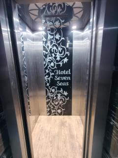 Seven Seas Guest House - New Delhi - 6