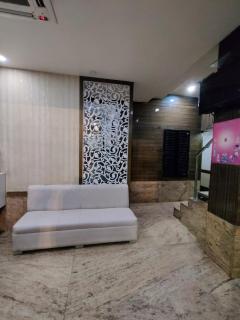 Seven Seas Guest House - New Delhi - 5