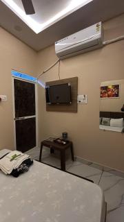 Jhankar home stay - Ujjain - 7