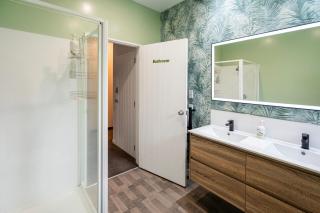 Large Haven W Private Cinema 6BedRoom all Ensuites- AirNZ seats in Games Room W PS5 and Arcade- FREE Parking - Christchurch - 6