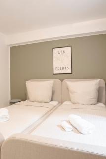 Hamburger Apartment am Flughafen - 1