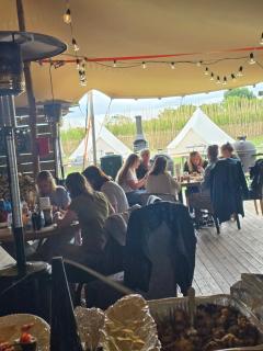 Luxe Glamping Tipitentjes een 4 en 2 persoons tent - Echteld - 1