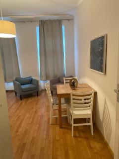 Peaceful 2BR Apartment 15-Min to Ottakring Station - 3