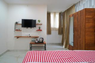 Open Hotel by Olive - The Emerald Inn - Bangalore - 1