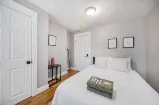 Southie Living by Seaport, Red Line, Beach & Bars - Boston - 5