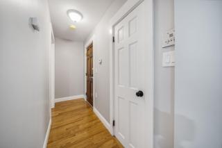 Southie Living by Seaport, Red Line, Beach & Bars - Boston - 3